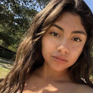 Meet your Posher, Carina